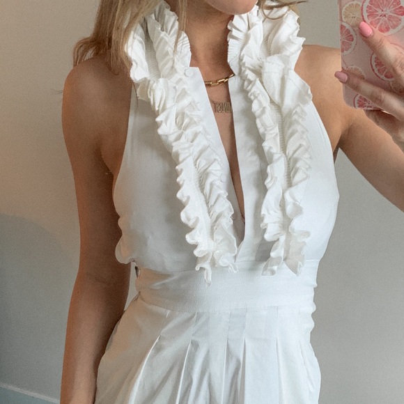 BCBGMaxAzria Dresses & Skirts - BCBG MAXAZRIA dress BCBGMaxAzria Dresses & Skirts - BCBG MAXAZRIA dress